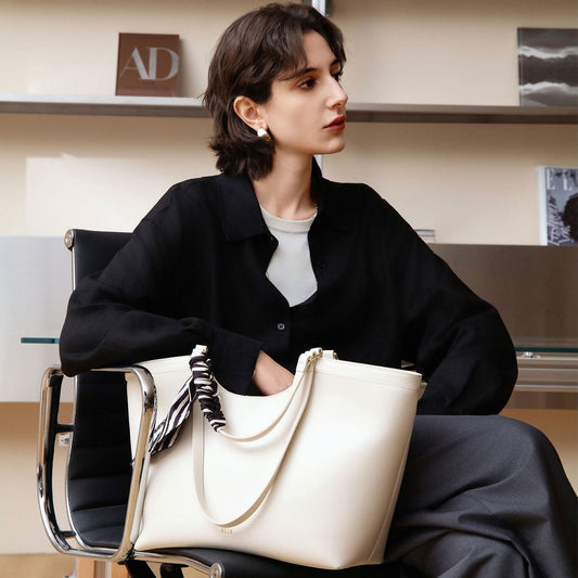 How to Choose a Work Bag for Commuting